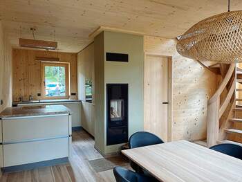 Blick ins Innere eines Vollholzhauses